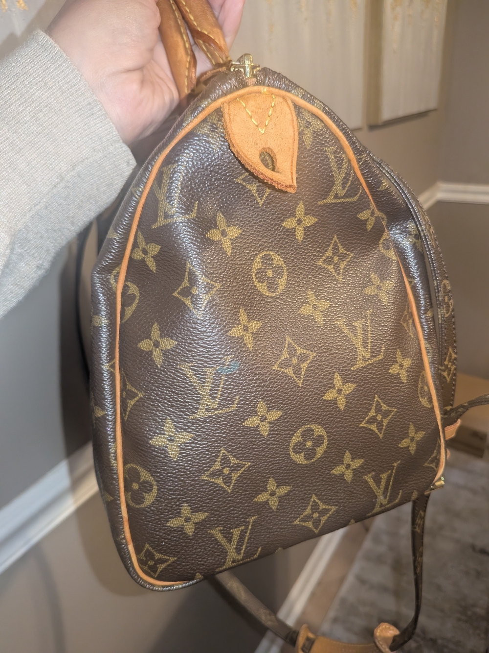 Louis Vuitton Monogram Speedy 30 With Free Adjustable Strap - Picture 3 of 17